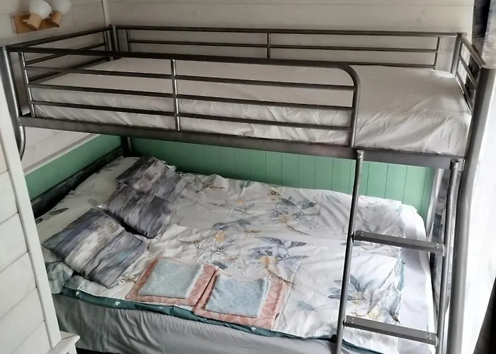 Holiday home Reinholdi Metsamaja Jabara